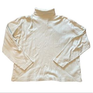 Liz Claiborne light green turtleneck